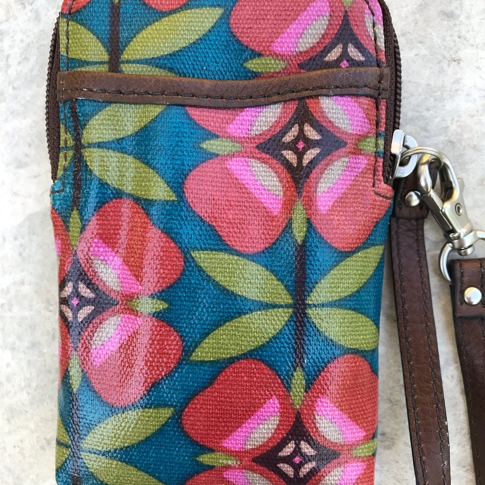 Key-Per Fossil Wristlet - image 3